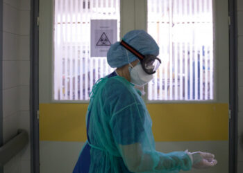 Σοκ με άλλους 103 θανάτους και 540 διασωληνωμένους – Στα 1498 τα κρούσματα- 35 στην Δυτική Μακεδονία- 9 στην Π.Ε. Κοζάνης