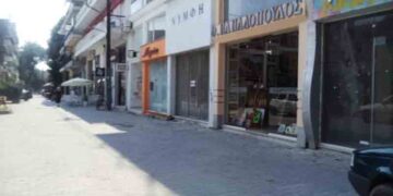 Κορωνοϊός: Κλιμακωτά και με μάσκες παντού το άνοιγμα των καταστημάτων