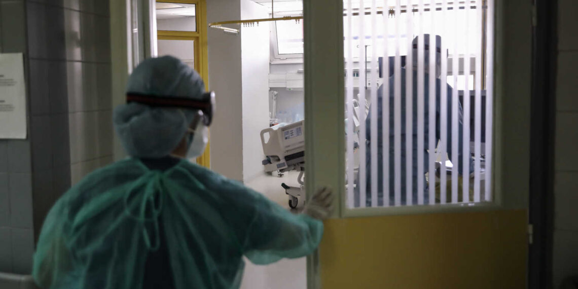 Πρόταση για συνεχή lockdown – «Να ανοίγουμε 14 μέρες, να κλείνουμε 21»