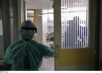 Πρόταση για συνεχή lockdown – «Να ανοίγουμε 14 μέρες, να κλείνουμε 21»