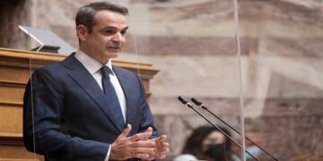 Μητσοτάκης: Αναστολή πλειστηριασμών και οικονομική ενίσχυση των πιο αδύναμων νοικοκυριών τα Χριστούγεννα