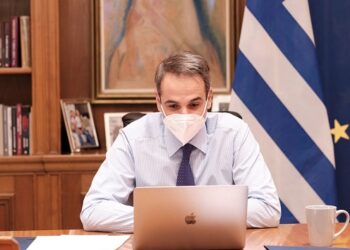 Μητσοτάκης σε ΠτΔ: Διαφορετικά τα φετινά Χριστούγεννα -Με πολύ αυστηρούς περιορισμούς θα δούμε τους δικούς μας