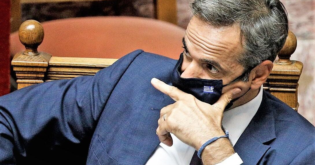 Παρέμβαση Μητσοτάκη για τα πανεπιστήμια – Στο τραπέζι κάρτα εισόδου και αστυνομική φύλαξη