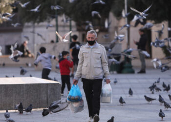 Ανακοινώσεις για τις έκτακτες εισοδηματικές ενισχύσεις από 400 έως 800 ευρώ -Θα υπάρχει και έκπληξη
