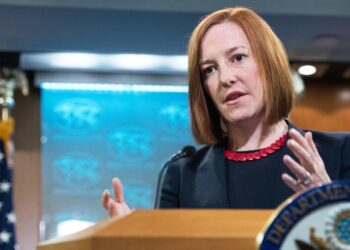 Τζεν Ψάκι: Η ομογενής που επέλεξε ο Μπάιντεν για νέα εκπρόσωπο Τύπου του Λευκού Οίκου