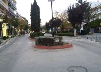 Καθηγητής Δερμιτζάκης: Παράταση lockdown μέχρι τις 7 Δεκεμβρίου – Πότε επιστρέφουμε στην κανονικότητα