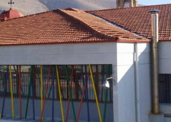 Δήμος Βοΐου: Ολοκλήρωση εργασιών ανακατασκευής και συντήρησης της στέγης στο 2ο Δημοτικό Σχολείο Σιάτιστας