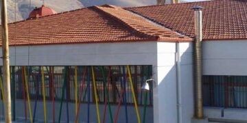 Δήμος Βοΐου: Ολοκλήρωση εργασιών ανακατασκευής και συντήρησης της στέγης στο 2ο Δημοτικό Σχολείο Σιάτιστας