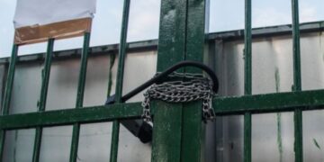 Κλειστά σχολεία: Πώς θα ανοίξουν – Τι είπε η Κεραμέως για webex και τηλεκπαίδευση