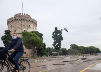 Κορωνοϊός: Θεσσαλονίκη- Σε απόγνωση η εστίαση, τέλος και στο take away – «Στοχοποιείται η μπουγάτσα»!