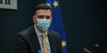 Κικίλιας: Το ΕΣΥ άντεξε, υγειονομική βόμβα η Θεσσαλονίκη -Πυρά κατά Τσίπρα