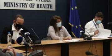 Κορωνοϊός: 1.388 νέα κρούσματα σήμερα, 549 νοσηλεύονται διασωληνωμένοι, 84 νέοι νεκροί – Στο 86% η πληρότητα στις ΜΕΘ πανελλαδικά