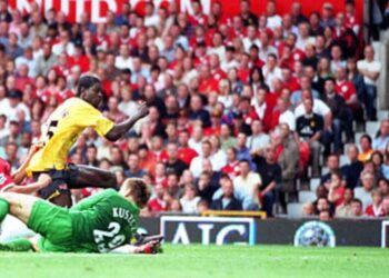 Από την εποχή του Αντεμπαγιόρ η Αρσεναλ και του… ΠΑΣΟΚ η Τότεναμ!