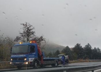 Τροχαίο ατύχημα στις στροφές των Κοίλων (μετά το Κλιούγκι) (φώτο-βίντεο)