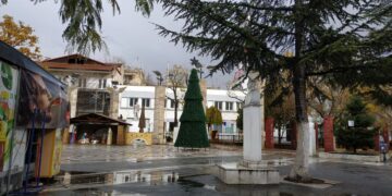 Αύριο Πέμπτη 10 Δεκεμβρίου  διαδικτυακά το άναμμα του Χριστουγεννιάτικου δέντρου στην Πτολεμαΐδα