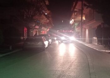 Πτολεμαΐδα: Επέμβαση της πυροσβεστικής μετά από κλήση για φωτιά σε σοφίτα (φώτο-βίντεο)
