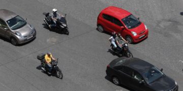 Νεός ΚΟΚ: Σε αυτές τις παραβάσεις αφαιρούνται άδειες και πινακίδες κυκλοφορίες