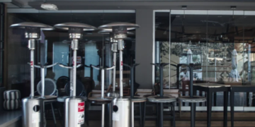 Έως 5000 ευρώ στους επιχειρηματίες εστίασης για προμήθεια θερμαντικών σωμάτων