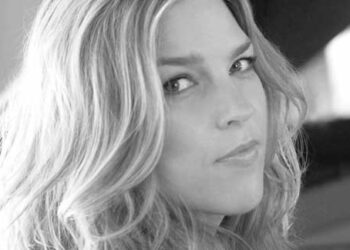 Η Μουσική Γωνιά του Μίλτου Ηλιάδη στο e-ptolemeos.gr – Diana Krall – Is You Is Or Is You Ain’t My Baby