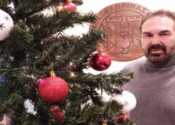 Μήνυμα του Δημάρχου Φλώρινας για τα Χριστούγεννα και την Πρωτοχρονιά: “Αυτές τις μέρες ας αφήσουμε στην άκρη την απαισιοδοξία και ας κρατήσουμε την ανθρωπιά και την ευαισθησία μας” VIDEO