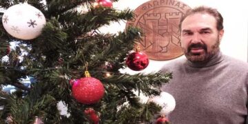 Μήνυμα του Δημάρχου Φλώρινας για τα Χριστούγεννα και την Πρωτοχρονιά: “Αυτές τις μέρες ας αφήσουμε στην άκρη την απαισιοδοξία και ας κρατήσουμε την ανθρωπιά και την ευαισθησία μας” VIDEO