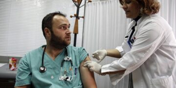 Κορωνοϊός: Στις 27 Δεκεμβρίου σε Ευαγγελισμό και Σωτηρία οι πρώτοι εμβολιασμοί