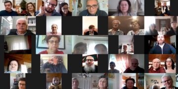 Η Εράτυρα τραγούδησε τα Κόλιαντα ( Κάλαντα) διαδικτυακά