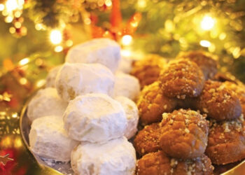 «Οδηγός» για τις γιορτές: Οι θερμίδες σε μελομακάρονα, κουραμπιέδες, δίπλες και όχι μόνο