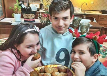 Μαγειρεύοντας με την Αρετή: Μελομακάρονα