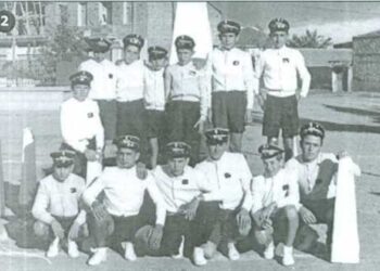 Οι πρώτοι μαθητές του νέου ιδιωτικού Γυμνασίου Κ. Παπαγεωργίου – Λεσγίδου, το 1956 – Από τη στήλη του κ. Γ. Καζαντζή στον Παλμό 02/12/2020