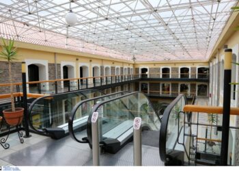 Αυτή είναι η εισήγηση της επιτροπής λοιμωξιολόγων για τα καταστήματα