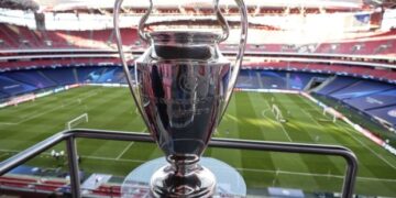 Champions League: Η UEFA φέρνει την “επανάσταση” με 10 ματς πριν απ’ τα νοκ άουτ και αγώνες το Σαββατοκύριακο