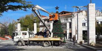 Άρχισε ο στολισμός – Από τα Παραπολιτικά του Παλμού της Τετάρτης 9 Δεκεμβρίου