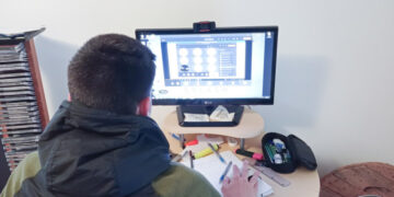 Σχολεία: Πότε σταματούν τα μαθήματα με τηλεκπαίδευση για τα Χριστούγεννα -Τι ισχύει για τις ειδικές μονάδες