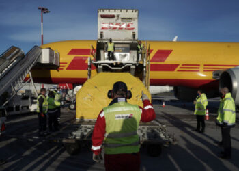 25 εκατ. δόσεις εμβολίων μέχρι τέλη Ιουνίου -Οσα είπε για τον σχεδιασμό ο Στέλιος Πέτσας