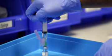 Εμβόλιο για τον κορωνοϊό: Ποια είναι η διαδικασία μέσω SMS -Πώς θα απαντάμε θετικά ή αρνητικά για το ραντεβού