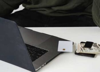 Επιδότηση μικρών επιχειρήσεων για δημιουργία e-shop