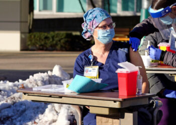 Αυτοί θα είναι οι πρώτοι δύο που θα εμβολιαστούν στην Ελλάδα – Το αποκάλυψε ο Κ. Μητσοτάκης