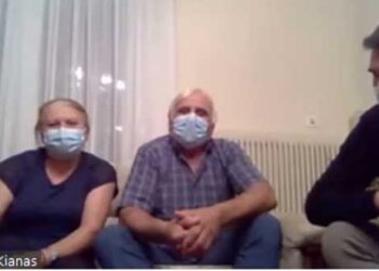 Τηλεδιάσκεψη με τον πρωθυπουργό είχαν ο Στ. Κιάνας και ζευγάρι κτηνοτρόφων από την Κοζάνη που εντάχθηκαν στο «Εξοικονομώ» -Τι είπαν για τα οφέλη του προγράμματος -«Είναι ξεκάθαρο ποιος κρατάει τους λογαριασμούς του σπιτιού», η ατάκα του Πρωθυπουργού (VIDEO)