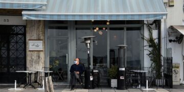 Από 4 Ιανουαρίου οι αιτήσεις επιχορήγησης επιχειρήσεων εστίασης για θερμαντικά σώματα