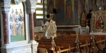 Ανοικτές εκκλησίες ζητούν τα Χριστούγεννα οι κληρικοί -Η επιστολή στον Μητσοτάκη