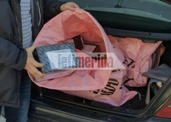 Τα ταξί έγιναν… courier λόγω lockdown -Παραδόσεις πακέτων και δεμάτων ακόμα και αυθημερόν [εικόνες]