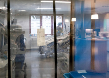 Covid-19: Το ισχυρό ανοσοποιητικό μπορεί να γυρίσει μπούμερανγκ;- Τι υποστηρίζει νέα έρευνα