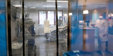 Covid-19: Το ισχυρό ανοσοποιητικό μπορεί να γυρίσει μπούμερανγκ;- Τι υποστηρίζει νέα έρευνα