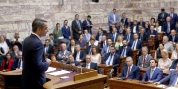 «Πιέζουν» γαλάζιοι βουλευτές για το εμβόλιο