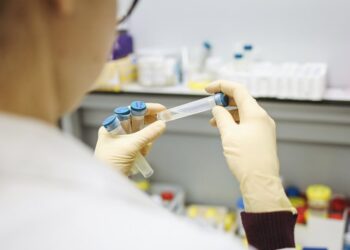 Κορωνοϊός: Ποια είναι τα τρία φάρμακα που ίσως μας σώσουν από τον ιό