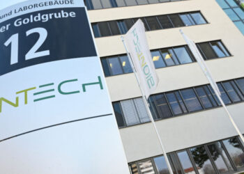 BioNTech: Ετοιμάζει εμβόλιο κατά των μεταλλάξεων του κορωνοϊού σε 6 εβδομάδες