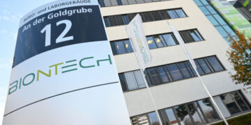 BioNTech: Ετοιμάζει εμβόλιο κατά των μεταλλάξεων του κορωνοϊού σε 6 εβδομάδες