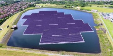 Στην Κοζάνη το πρώτο πλωτό φωτοβολταϊκό από την ΔΕΗ στην Ελλάδα