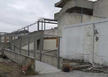 Έτοιμο το στέγαστρο στην βόρεια είσοδο του Μποδοσάκειου – Από τα Παραπολιτικά του Παλμού της Τετάρτης 2 Δεκεμβρίου